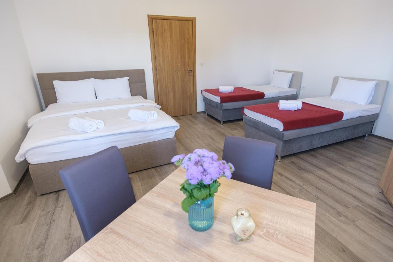 Sl Olimp Lejlighedshotel Trebinje Eksteriør billede